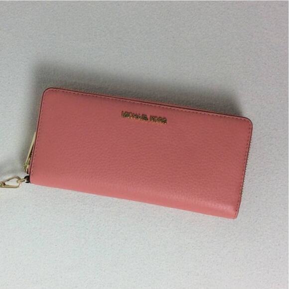 Michael Kors Peach Jet Set Continental Leather Wallet Wristlet NWT - Picture 2 of 6